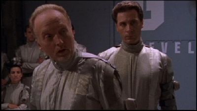 S1E17 - Les réfugiés